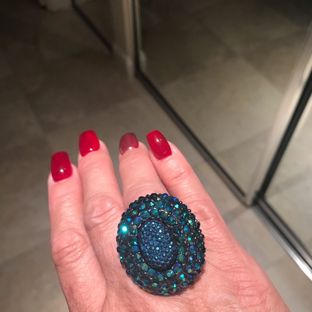 Statement Ring - Picture 4 of 5